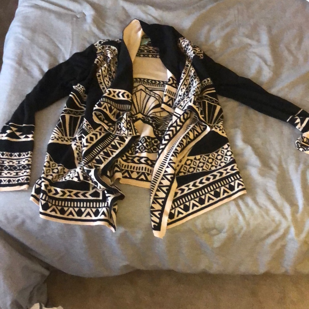Aztec inspired flowy cardigan